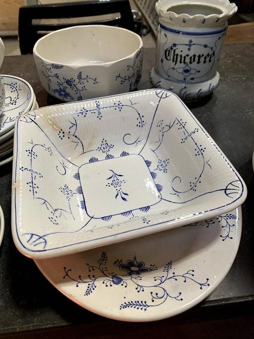groot lot blauw servies Boch, Antiek en Kunst, Antiek | Servies los, Ophalen