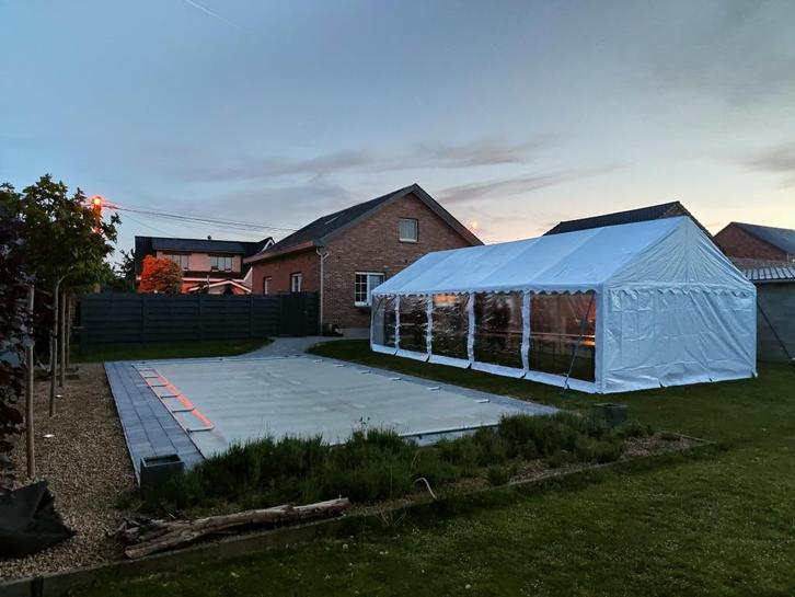Verhuur PVC-tent van 5 x 10 m + levering en montage, Hobby en Vrije tijd, Feestartikelen | Verhuur, Nieuw, Ophalen of Verzenden
