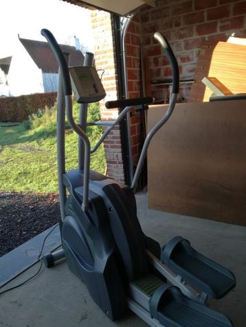 Professionele Crosstrainer van het Duitse topmerk Ergo Fit . beschikbaar voor biedingen