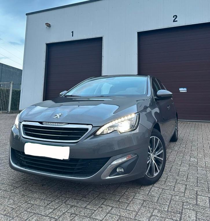 Peugeot 308 1.2 benzine 130pk, Auto's, Peugeot, Particulier, ABS, Achteruitrijcamera, Airbags, Airconditioning, Alarm, Bluetooth