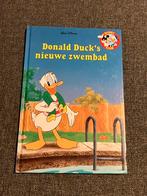 Disney club - Donald Duck’s nieuwe zwembad, Comme neuf, Fiction général, Enlèvement ou Envoi, Walt Disney
