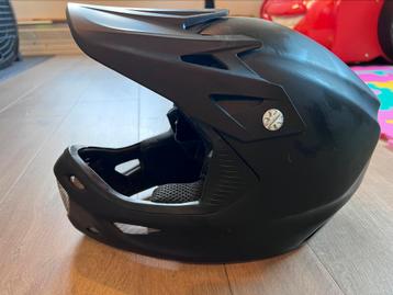 Downhill/bmx helm kleine maat S NIEUW beschikbaar voor biedingen