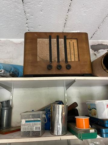 Antieke SBR radio, Enlèvement