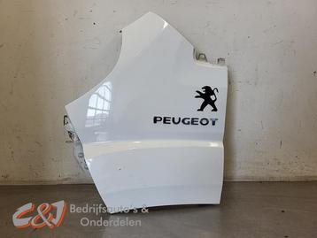 Scherm links-voor van een Peugeot Boxer (XXXXXXXX) beschikbaar voor biedingen