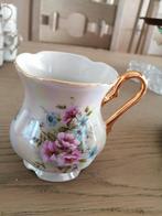 mooi porceleinen vaasje - kannetje met nummer en stempel, Enlèvement ou Envoi