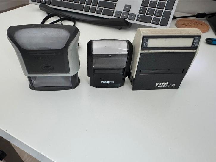 3 stempels, Diversen, Bureau-accessoires, Zo goed als nieuw, Ophalen
