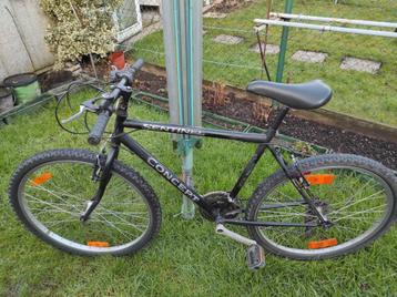 Zwarte mountainbike te koop