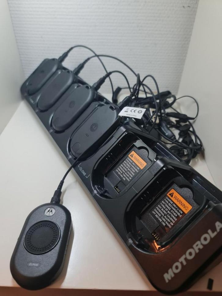 Motorola CLP 446 portofoons vergunningsvrij, Telecommunicatie, Portofoons en Walkie-talkies, Zo goed als nieuw, Met broekklem