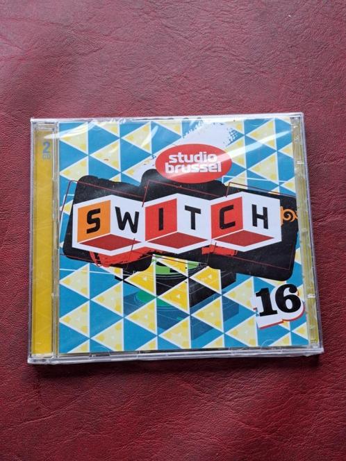 studio brussel switch 16 *nieuw*, CD & DVD, CD | Dance & House, Enlèvement ou Envoi