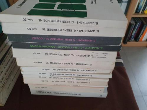 28 schoolboeken wiskunde, Livres, Livres scolaires, Utilisé, Mathématiques A, Secondaire, Enlèvement ou Envoi