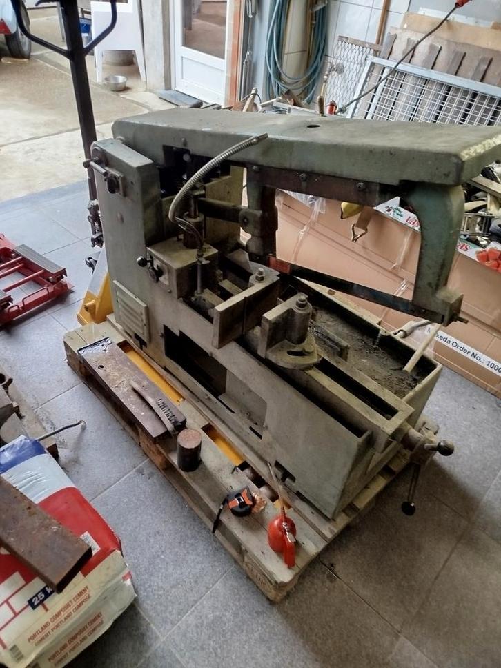 Beugelzaag machine, Doe-het-zelf en Bouw, Gereedschap | Zaagmachines, Ophalen of Verzenden
