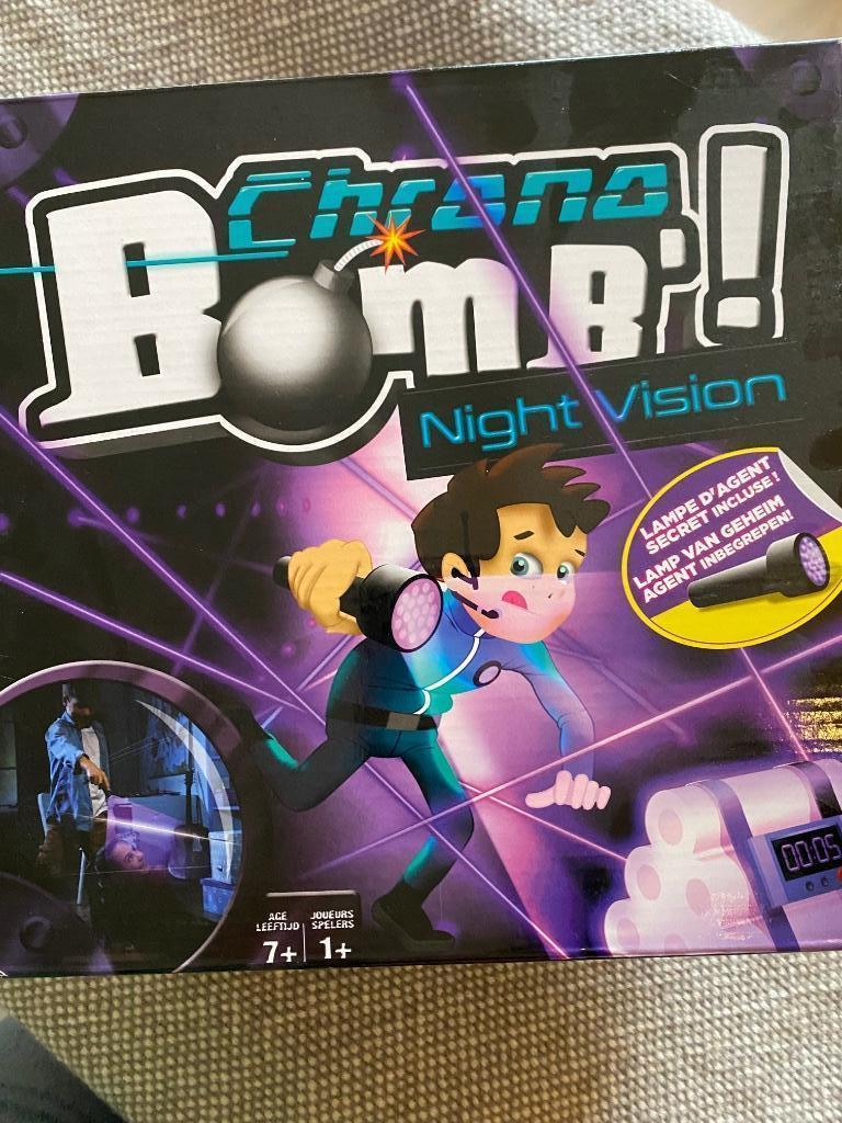 ② Chrono bomb Night Vision - NIEUWSTAAT — Jeux de société