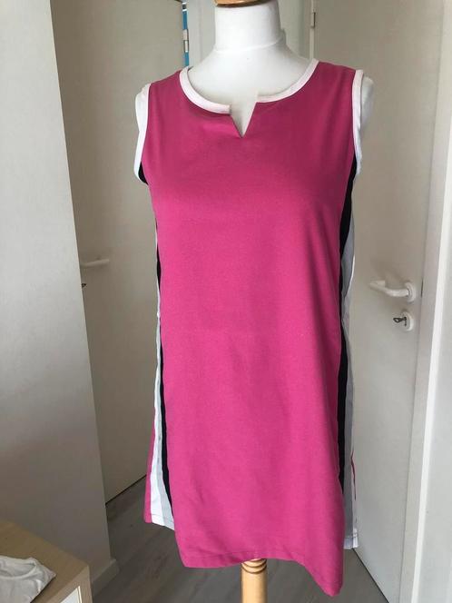 Knap kleedje HHG medium, Kleding | Dames, Jurken, Zo goed als nieuw, Maat 38/40 (M), Roze, Boven de knie, Ophalen of Verzenden