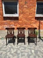 3 antieke stoelen (€20/stuk), Tuin en Terras, Tuinsets en Loungesets, Ophalen, Zo goed als nieuw