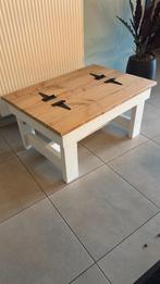 Robuuste landelijke salontafel met opbergruimte ( Douglas ), Huis en Inrichting, Tafels | Salontafels, Ophalen, Overige materialen