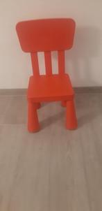 Stoel voor kind - rood - Ikea, Kinderen en Baby's, Ophalen of Verzenden, Zo goed als nieuw, Overige typen