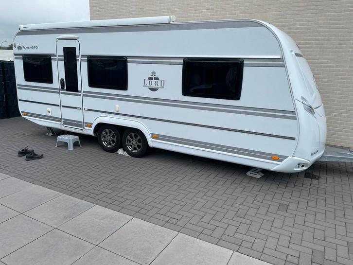 Lmc lord plaisir 590 airco thule luifel mover atc, Caravans en Kamperen, Caravans, Particulier, tot en met 6, 1500 - 2000 kg, Rondzit