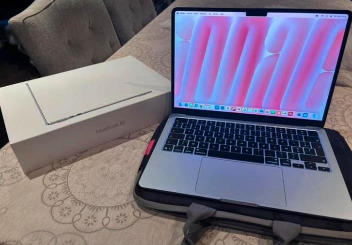 Macbook Sky Blue, Computers en Software, Apple Macbooks, Zo goed als nieuw, MacBook, 512 GB, 16 GB, Ophalen