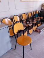 14 stoelen, Ophalen, Zo goed als nieuw