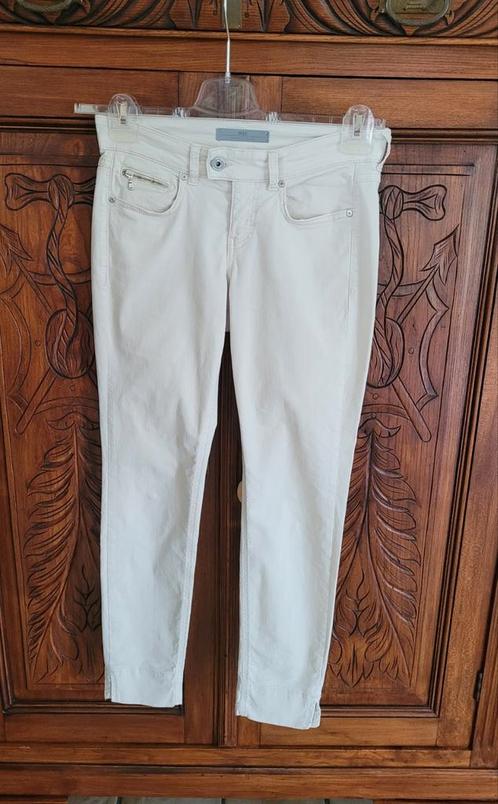 Toffe zomerbroek merk Mac Jeans, jeansmaat 27..als nieuw, Kleding | Dames, Broeken en Pantalons, Zo goed als nieuw, Beige, Ophalen of Verzenden