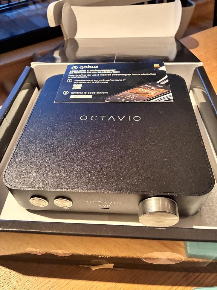 Octavio amp 32V, Avril 2023, état neuf (acheté 749e), TV, Hi-fi & Vidéo, Appareils professionnels, Comme neuf, Audio, Enlèvement ou Envoi