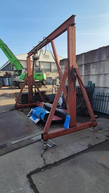 PG_005 Mobiele Portaalkraan beschikbaar voor biedingen