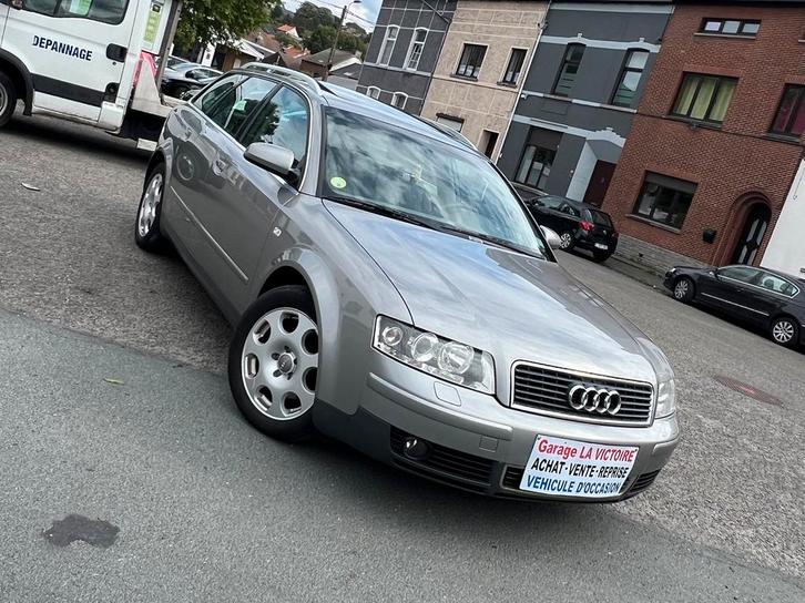 Audi A4 break 2.0 essence 2003 année 96kw 0032478767323, Auto's, Audi, Bedrijf, Te koop, A4, ABS, Airbags, Airconditioning, Alarm