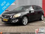 Volvo V60 2.0 D4 Summum Automaat | Leder | Climate | Cruise, Automaat, 149 g/km, Zwart, Te koop