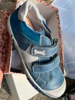 Chaussures enfant pointure 32, Neuf