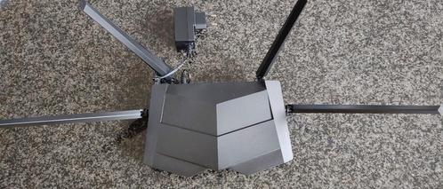 2x Tenda AC10 routers, Computers en Software, Routers en Modems, Zo goed als nieuw, Router, Ophalen of Verzenden