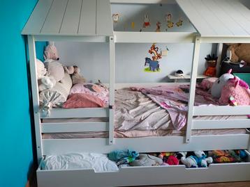 Kinderbed - huisbed - extra bedlade beschikbaar voor biedingen