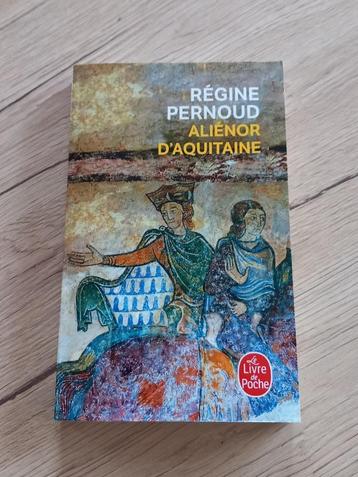 Aliénor d'Aquitaine (Régine Pernoud) disponible aux enchères