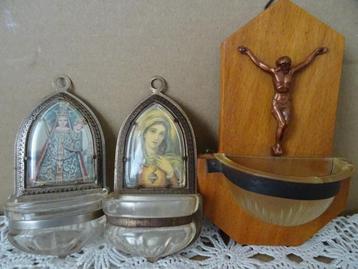 Vintage wijwaterbakje vintage wijwaterbakjes 9 euro per stuk beschikbaar voor biedingen