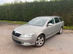 Skoda Octavia 1.8 benzine, Auto's, Te koop, Zilver of Grijs, Grijs, Berline