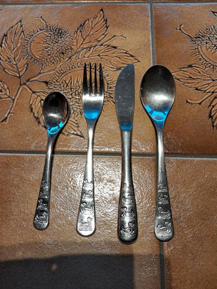 Set van 4 kinderbestek voor eenden WMF Kinderbesteck, Huis en Inrichting, Keuken | Bestek, Gebruikt, Bestekset, Inox of Chroom