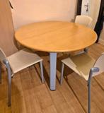 Uitschuifbare tafel tafel met 4 stoelen 100 euro, Huis en Inrichting, Ophalen