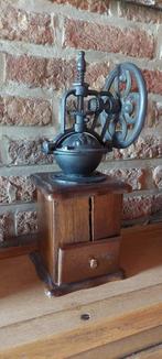 Set van 3 vintage koffiemolens – hout, gietijzer en Peugeot-, Ophalen, Gebruikt