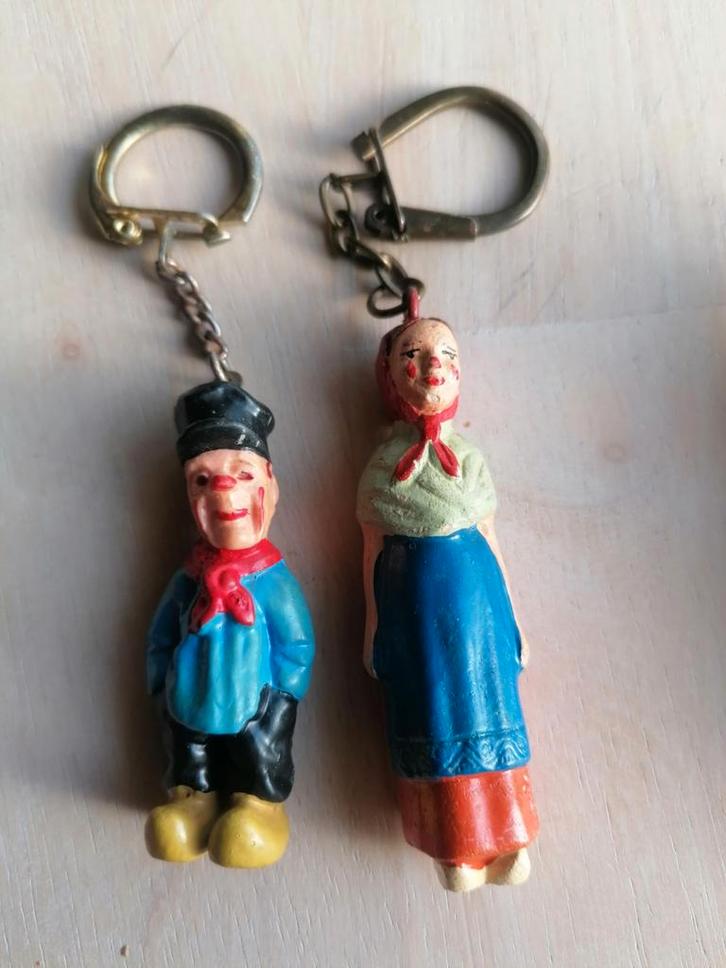 ancient porte clés tchantchès et nanesse bien lire, Collections, Statues & Figurines, Enlèvement