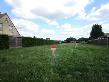 prachtig rechthoekig bouwlot voor open bouw beschikbaar voor biedingen