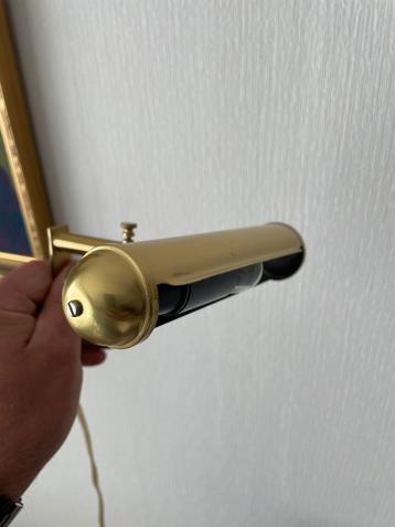 Messing schilderijlampje, Enlèvement, Utilisé