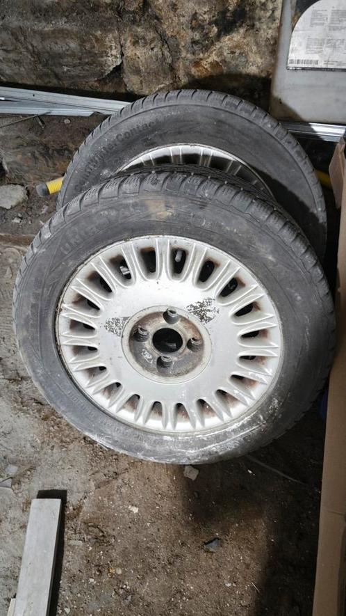 2x velgen met band in goede staat 215/55/16 hartafstand 4x10, Auto-onderdelen, Banden en Velgen, Velg(en), Ophalen of Verzenden