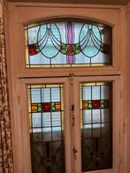 Raam met mooi glas in lood, Ophalen