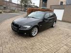 BMW 318D BREAK AUTOMAAT 2010 214000KM AC NAV KEURING EURO5, Auto's, BMW, Automaat, Euro 5, Zwart, 20 cc
