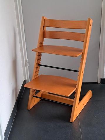 Stokke Tripp Trapp kinderstoel NIEUW MODEL in beukenkleur  beschikbaar voor biedingen