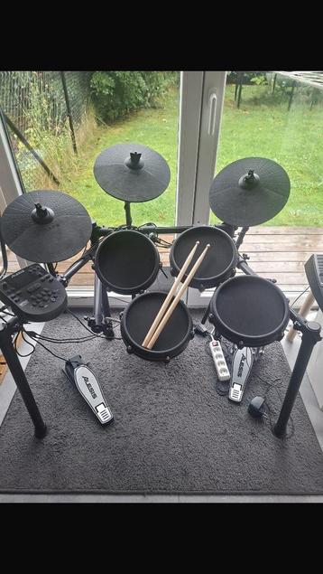Batterie Alesis Nitro Mesh, Musique & Instruments, Batteries & Percussions, Enlèvement, Comme neuf