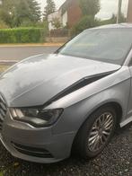 Cherche capot, calandre, pare-choc et clim audi a3 8V (2015), Ophalen of Verzenden, Voor, Audi, Motorkap