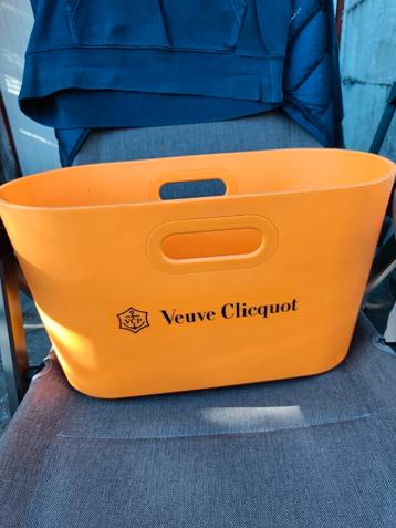 Veuve Clicquot 'Shoppingbag' beschikbaar voor biedingen
