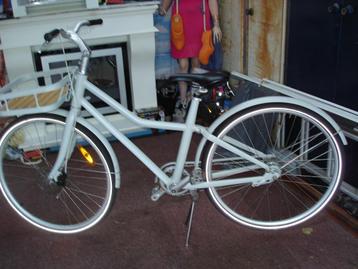 SLADDA Unisex Fiets 'City Bike Deluxe beschikbaar voor biedingen
