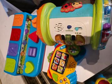 Babyspeelgoed , vtech rol bal , vtech bumba , blokjes .. beschikbaar voor biedingen