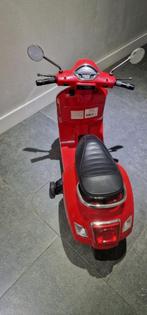 Scooter électrique enfant Vespa 6 V, Enfants & Bébés, Enlèvement, Utilisé